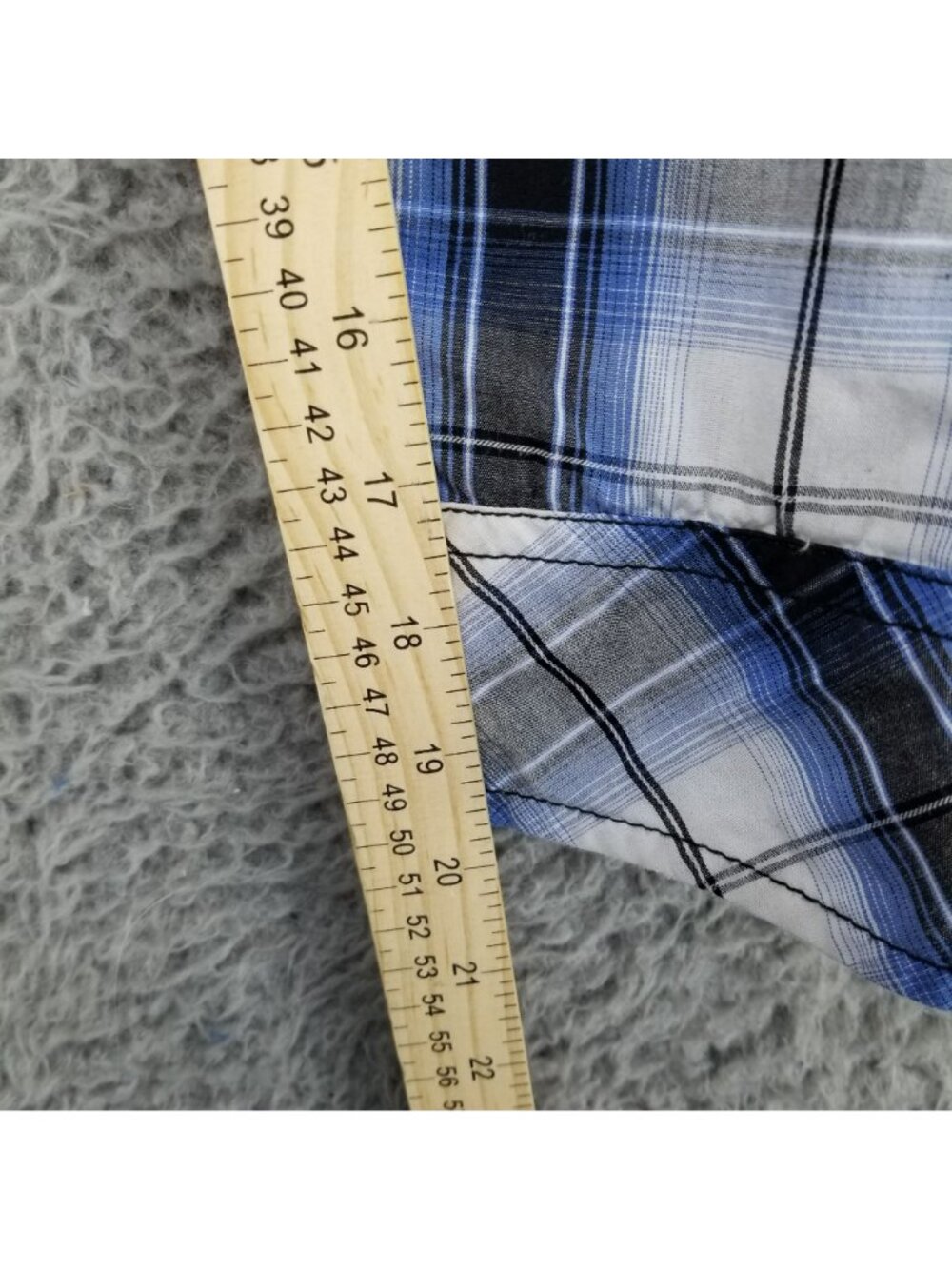 Reruns Shirt Mens Large Blue Plaid Button Up Long Sleeve - Picture 8 of 11
